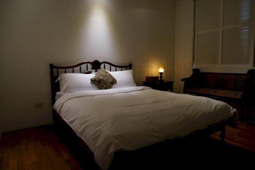 Amanda Home Stay Tainan Exterior photo